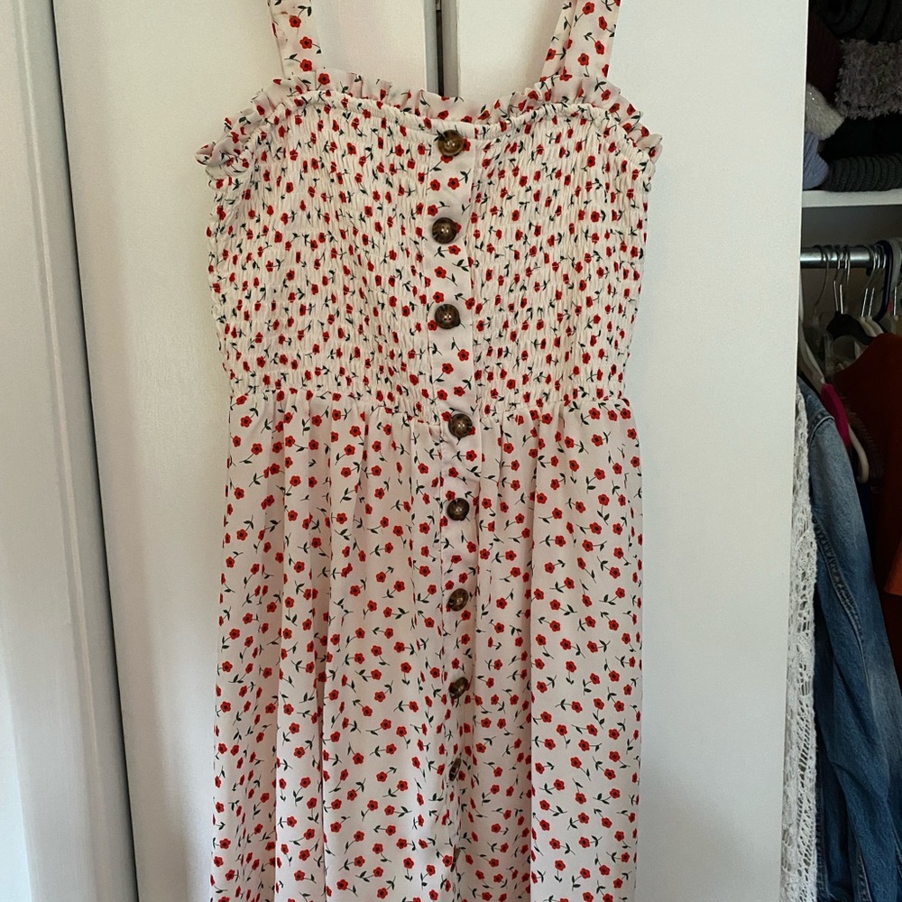 Summer dress floral pattern barely worn